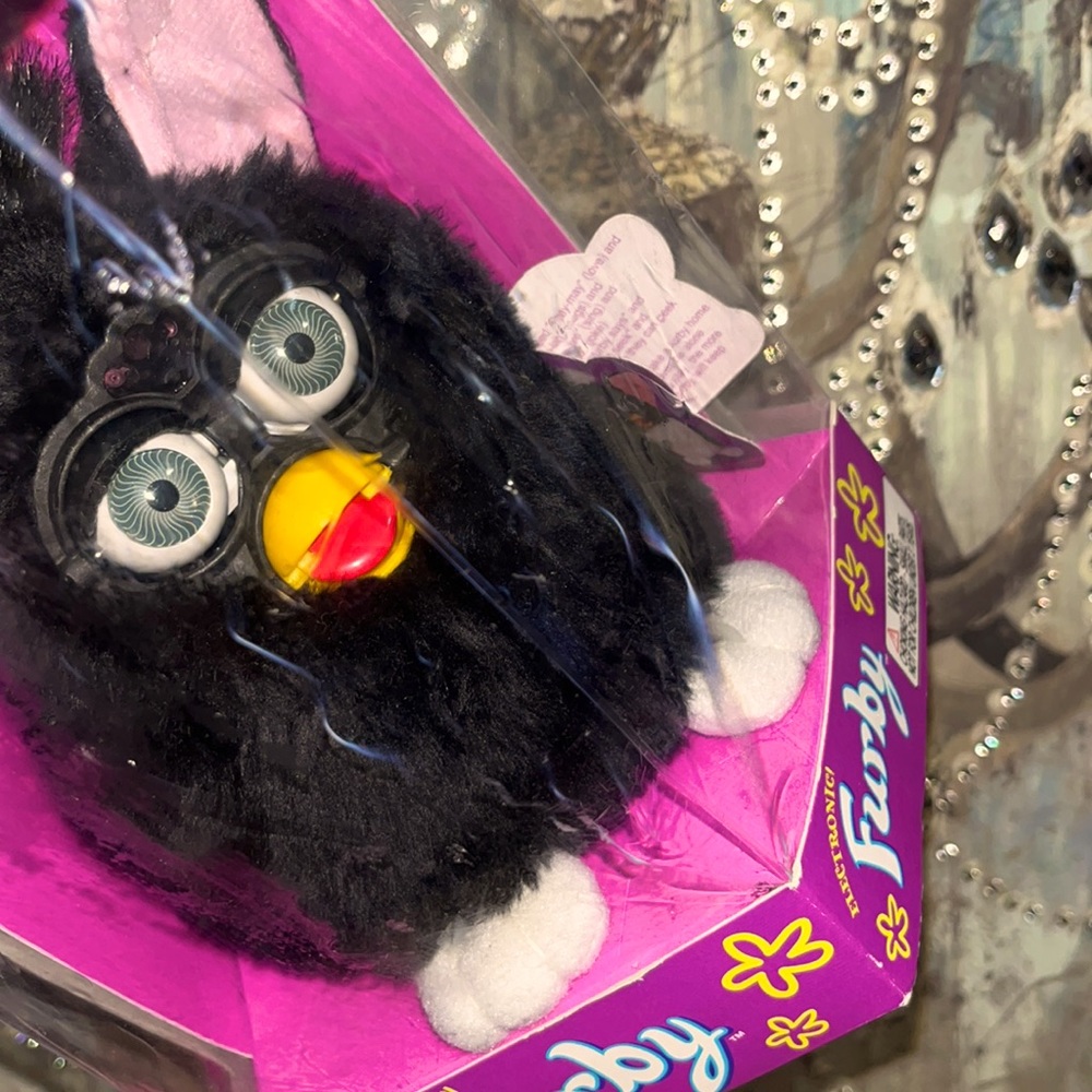 🖤💎🖤• ⚫️ FURBY x Circa 1998 ⚫️• 💎🖤💎